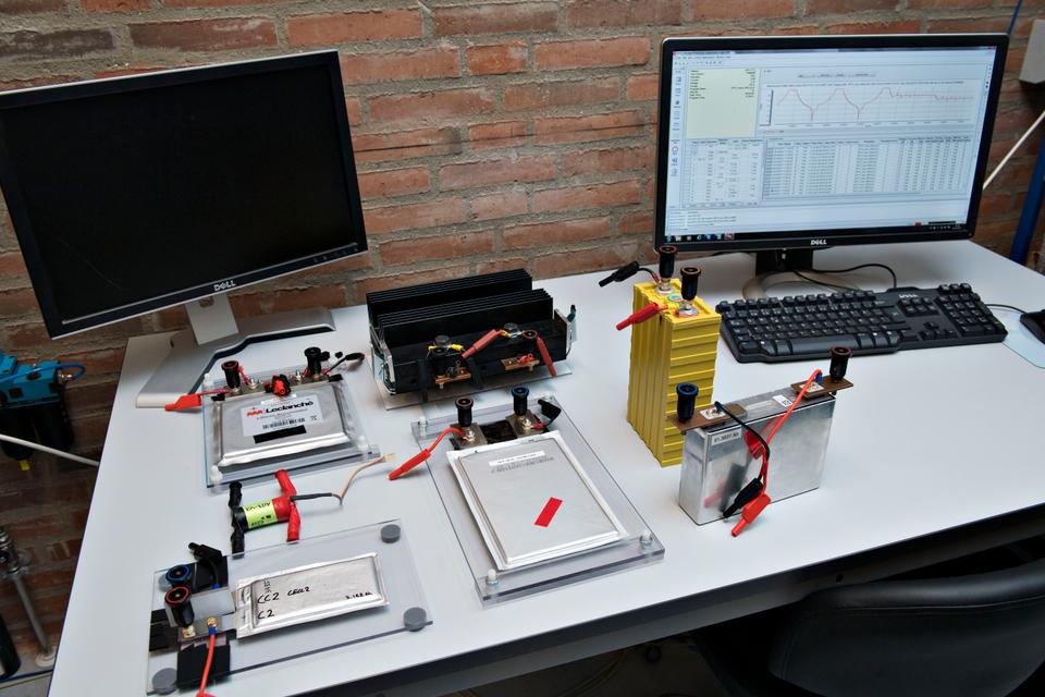 Battery Systems Test Laboratory - Aalborg University